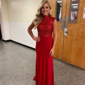 Sherri hill red gown
